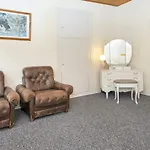 Luxury Pool House Stay Skjern