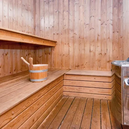 Luxury Pool House Retreat - By Traum *