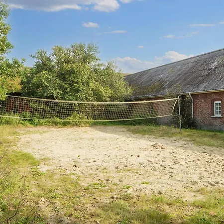 Luxury Pool House Stay Skjern